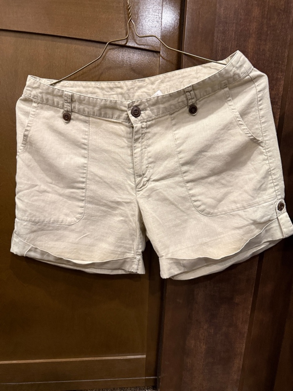 Patagonia Hemp Organic Cotton Shorts Womens 10 Beige Roll Cuff Casual Outdoor